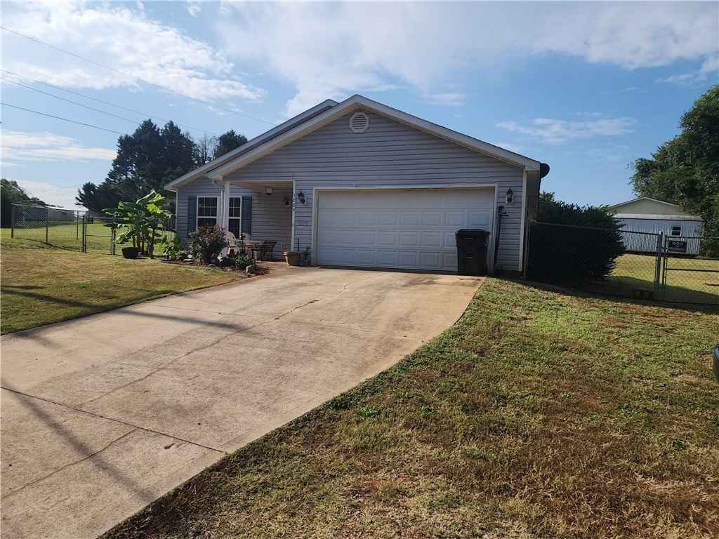 3209 Dobbins Brg Rd  