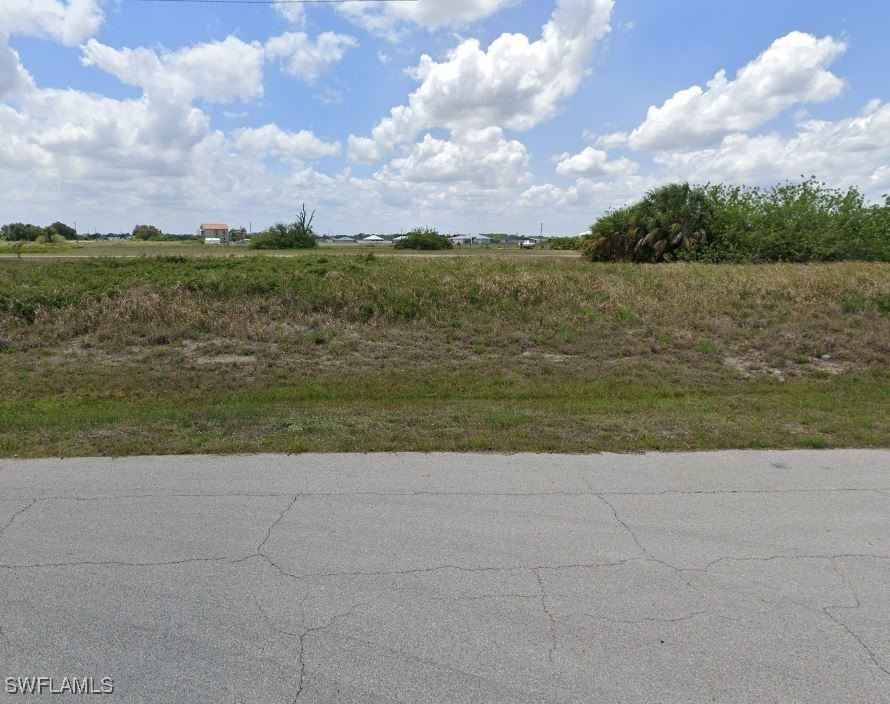 9002 Lawn Ct  