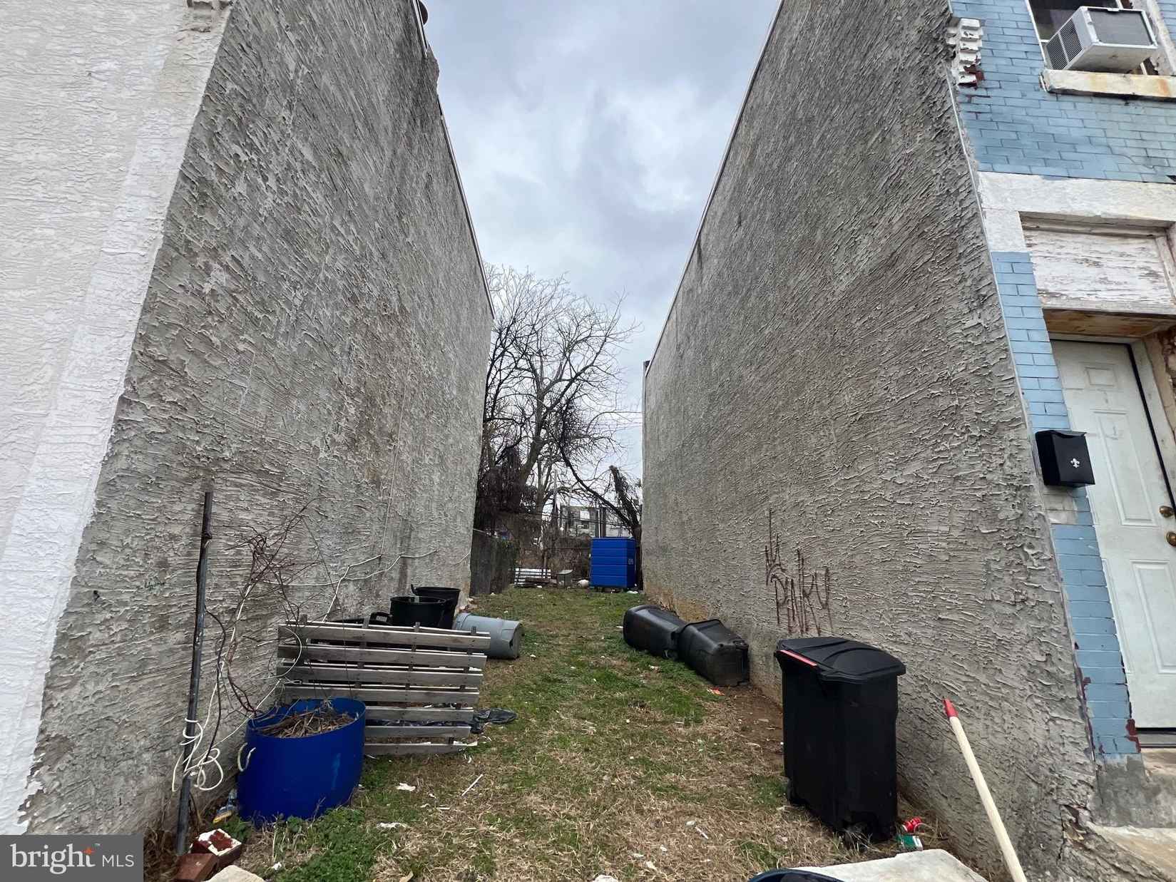 711 W ATLANTIC ST  