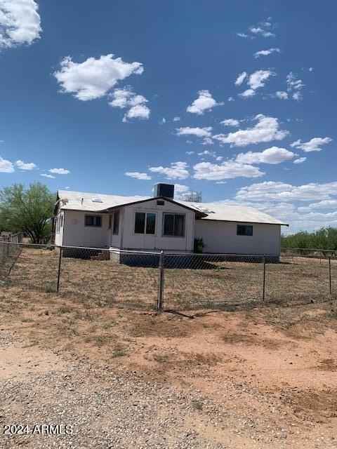 4502 S LA DONNA Ln  