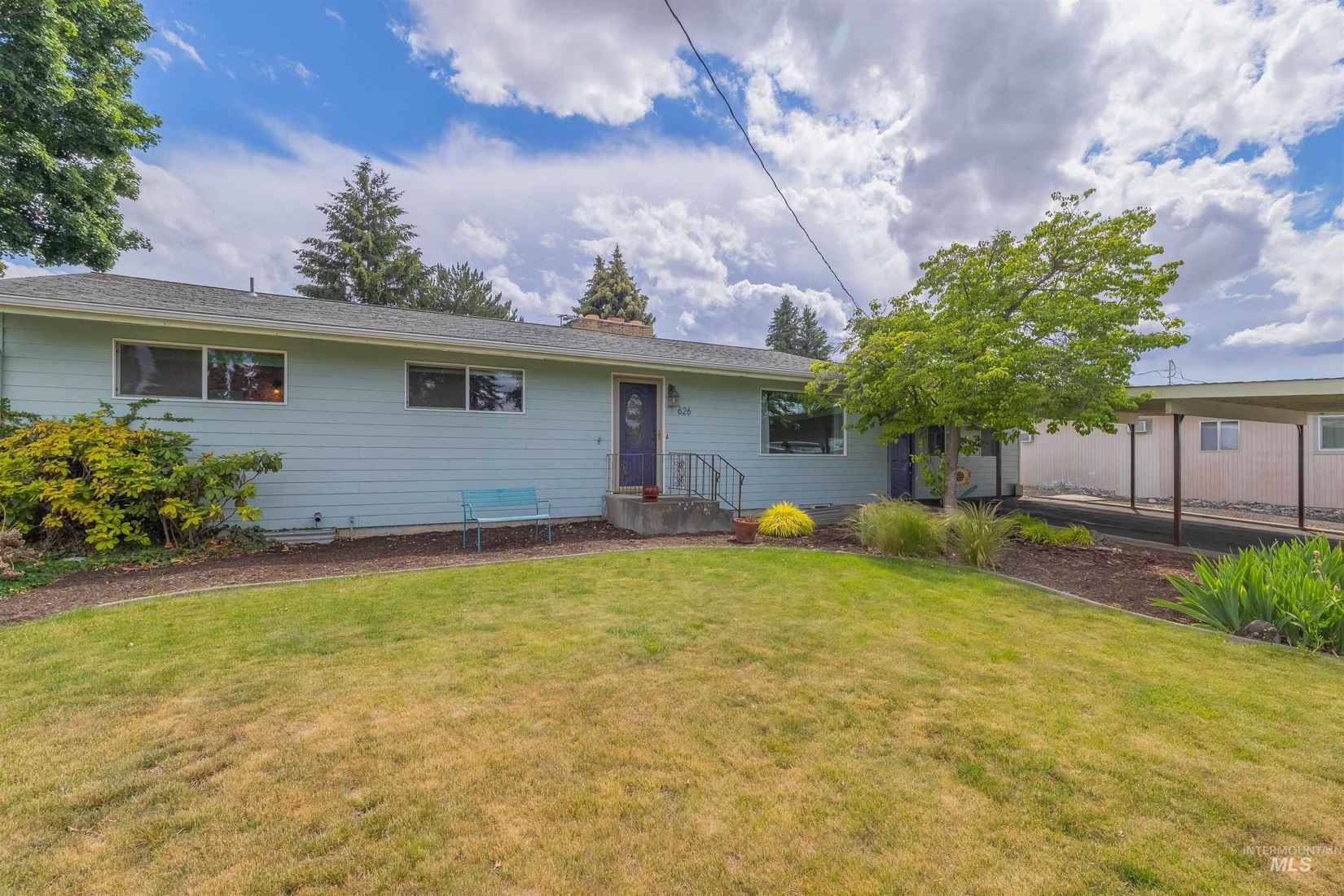 626 Bryden Dr  