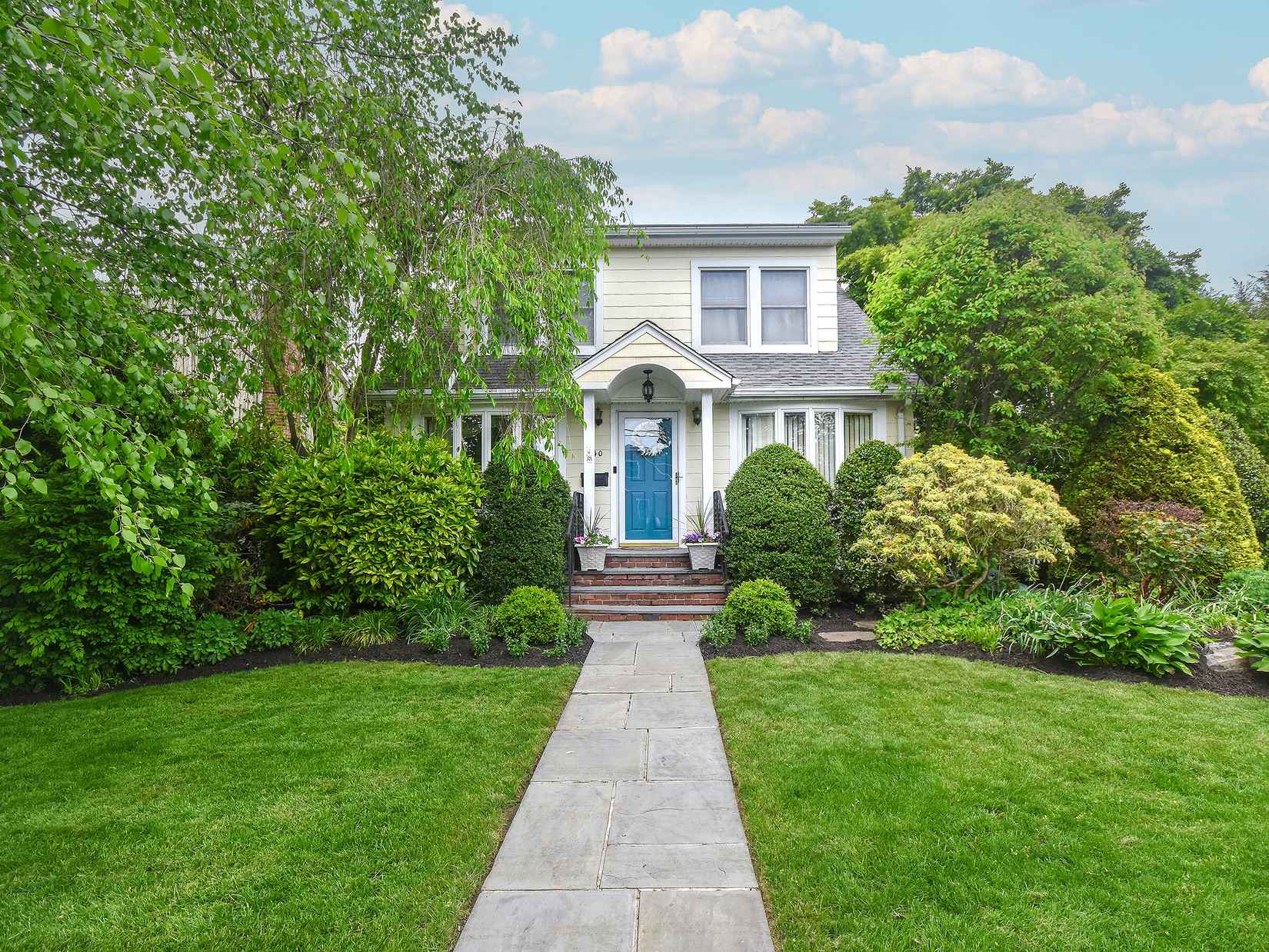 40 Sylvia St  