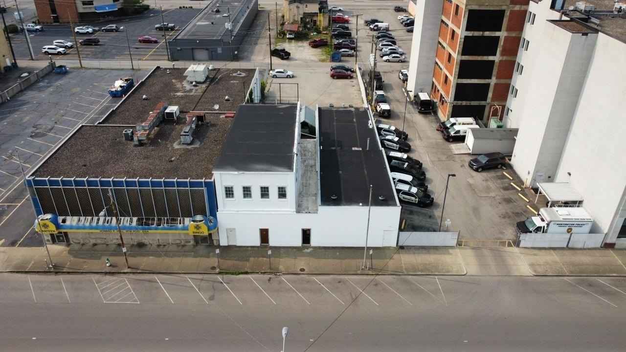 926 926 1/2 930 7th Ave  