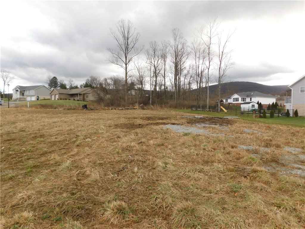 Lot 33 Willow Way  