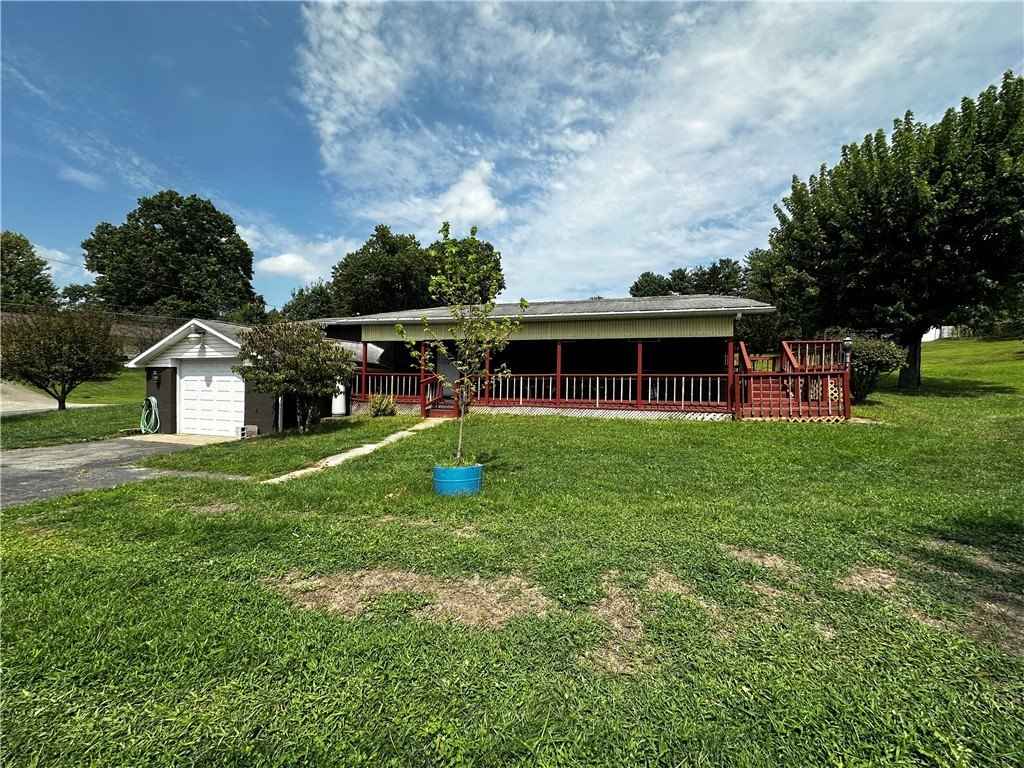 108 Francis Rd  