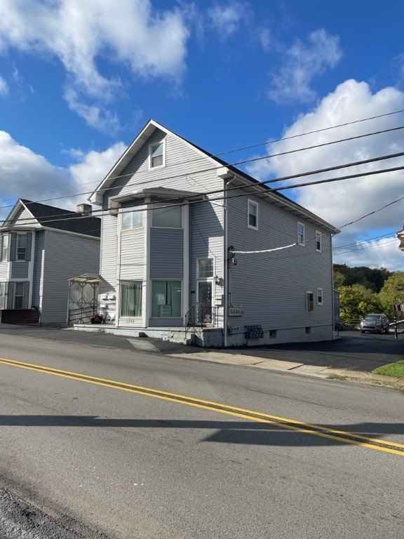 1308 Main St  