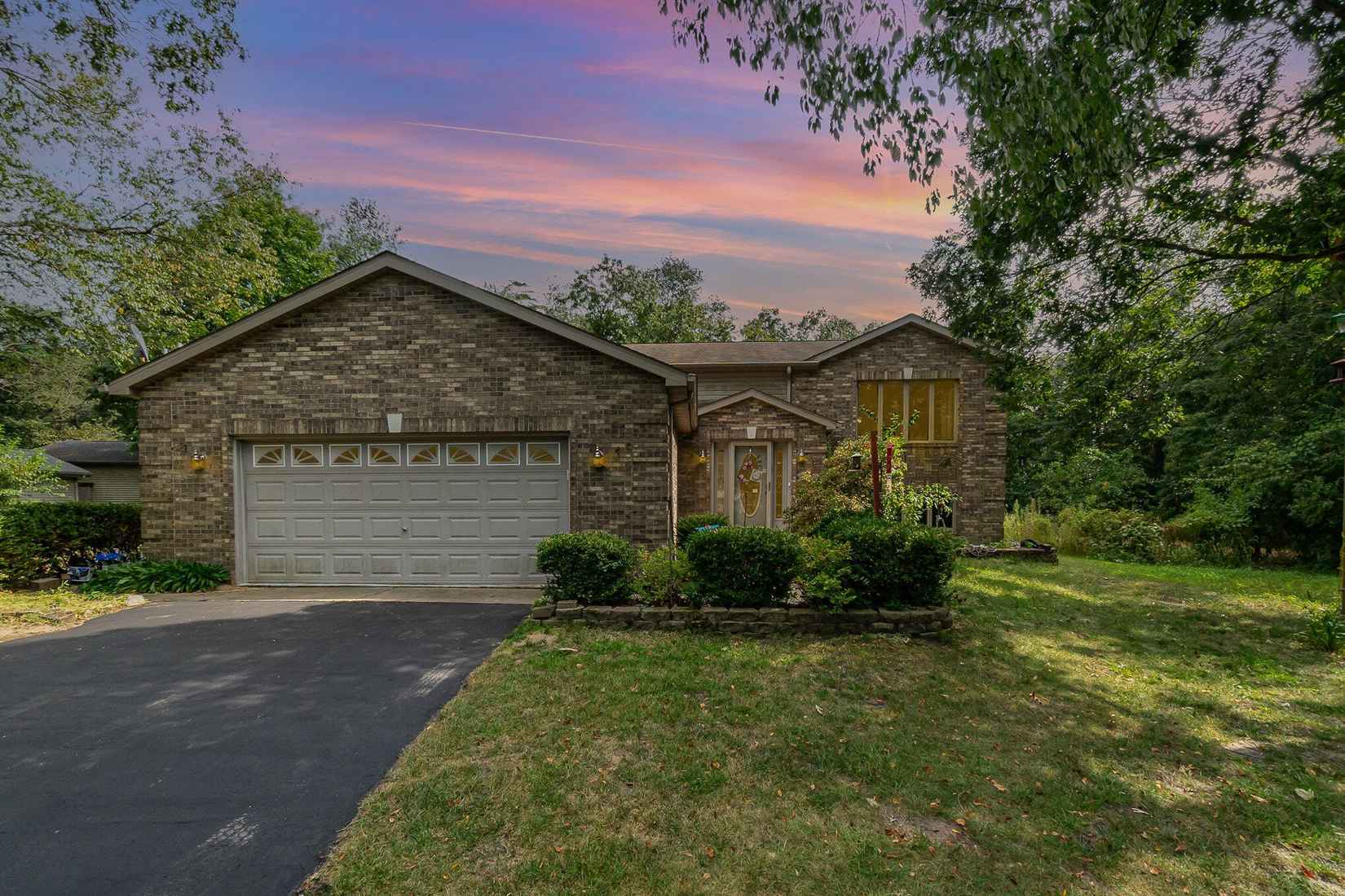 5305 E Chamberlain Ct  