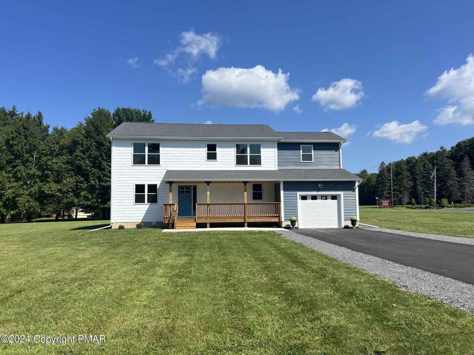 2508 Holly Ln  