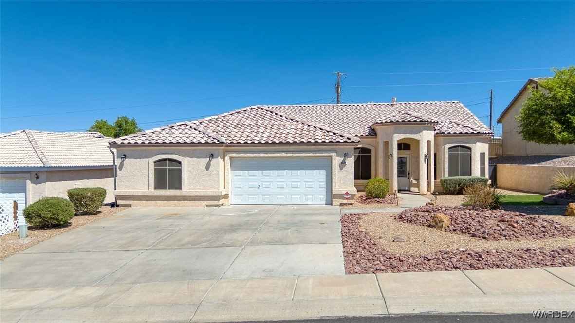 3990 Vista Del Rio Way  