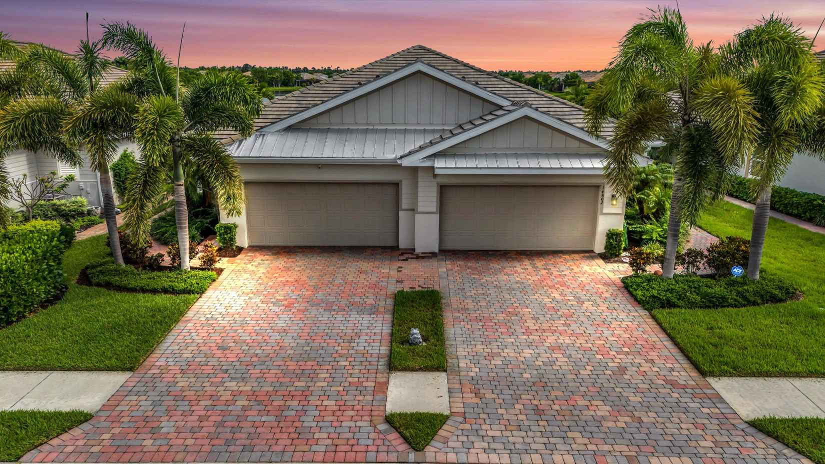 14806 Edgewater Cir  