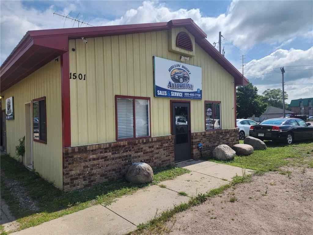 1501 E Saint Germain St  