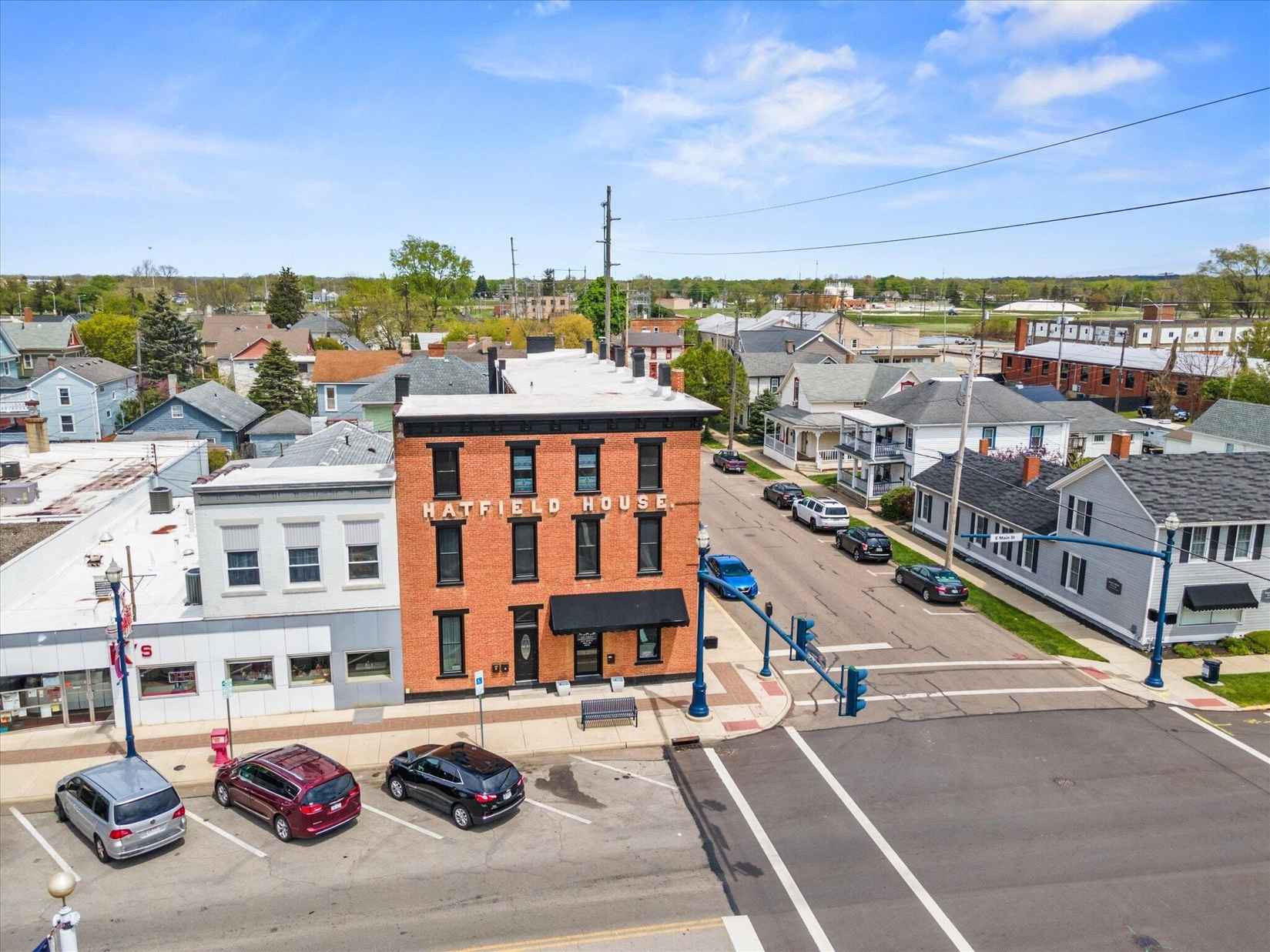121 E Main St  