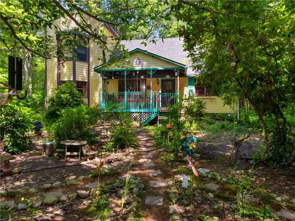 9 Bluebird Ln  