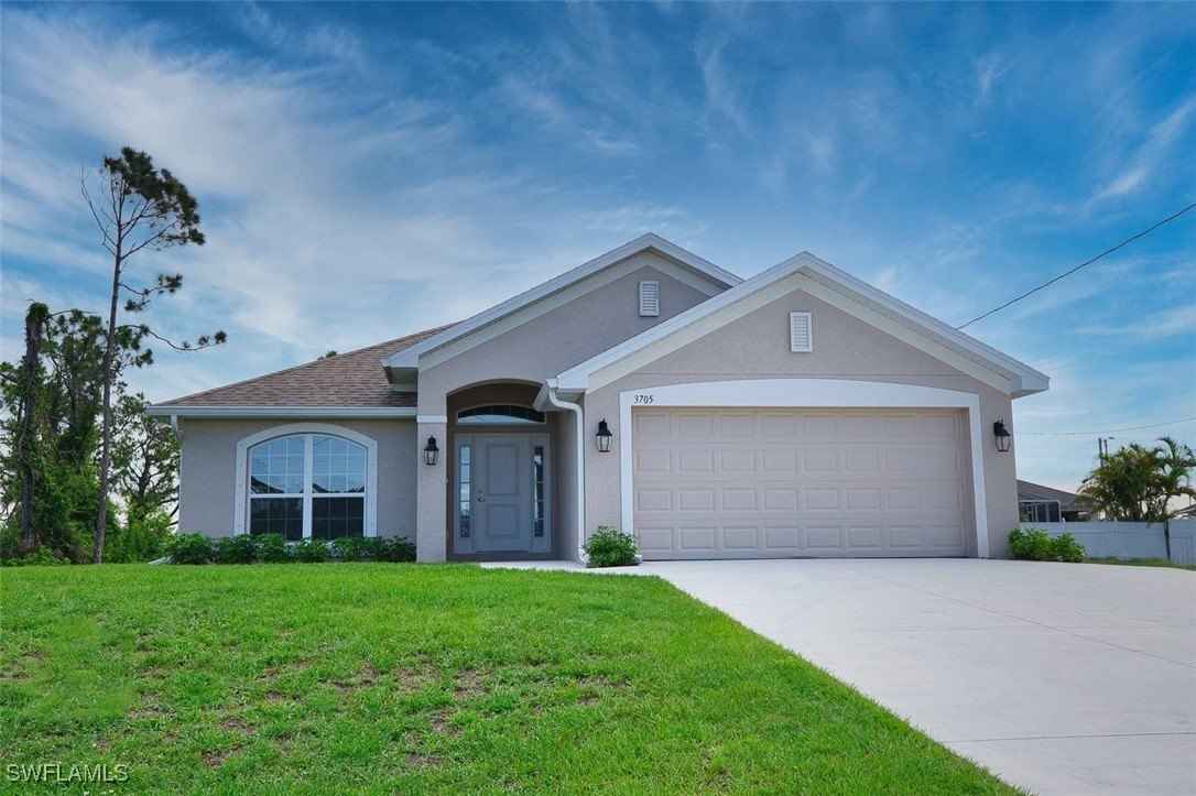 3705 W Gator Cir  