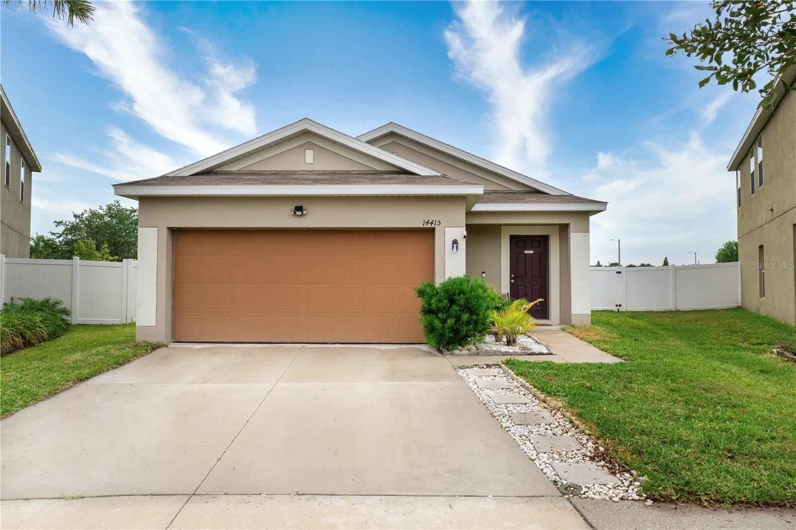14415 DUNROBIN Dr  