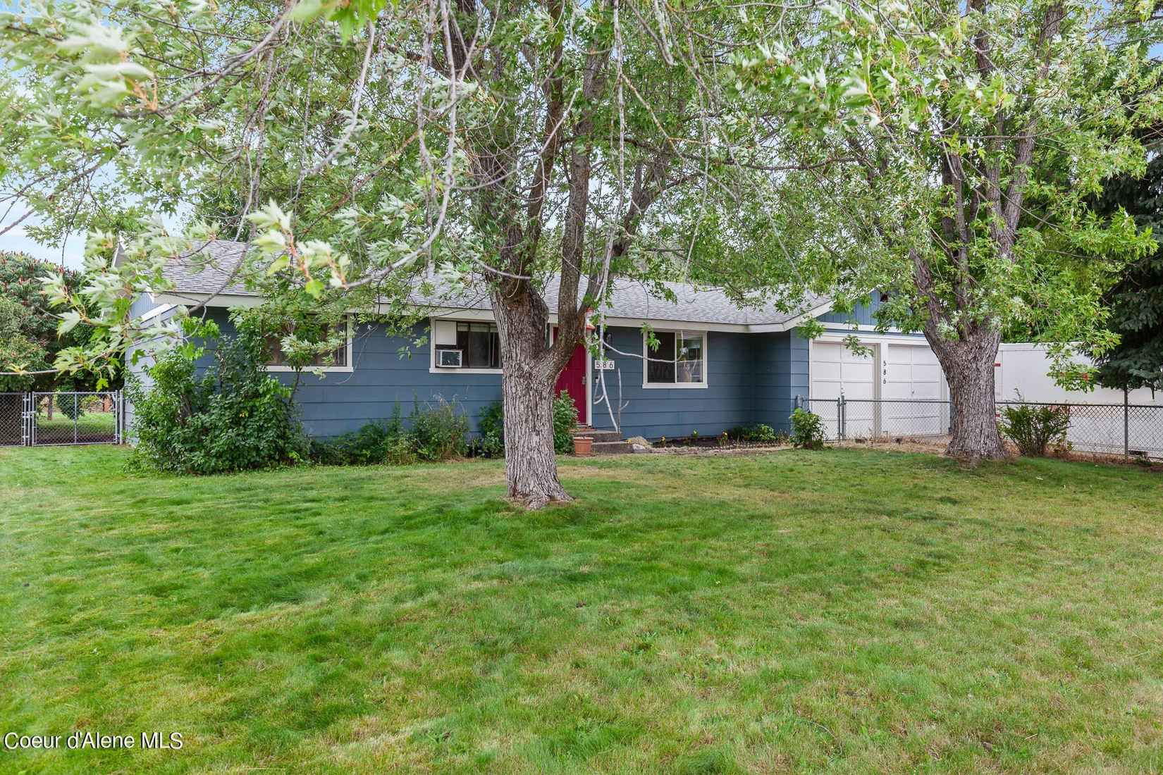 586 S KELLY RD  