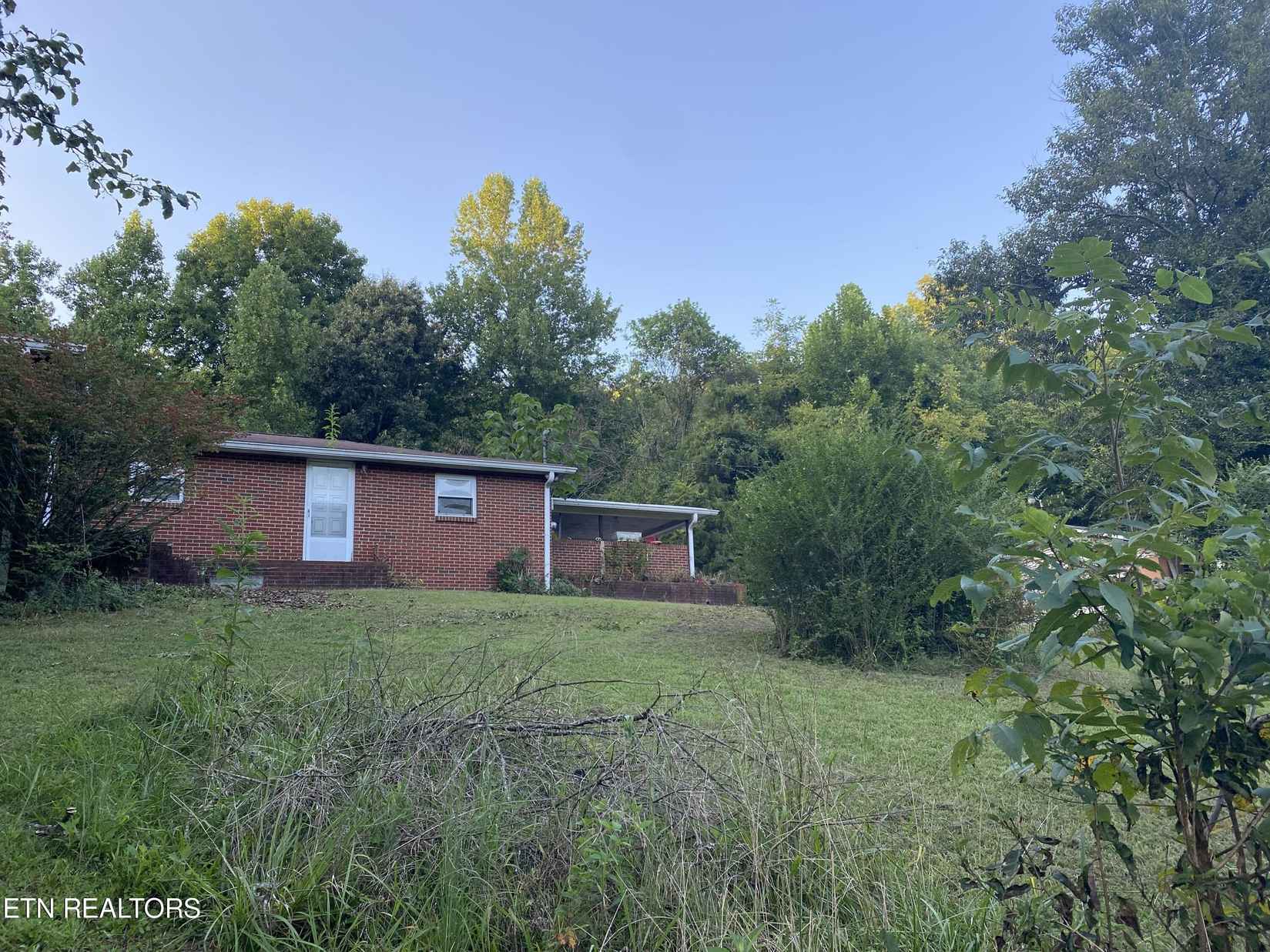 185 Blacks Fry Rd  