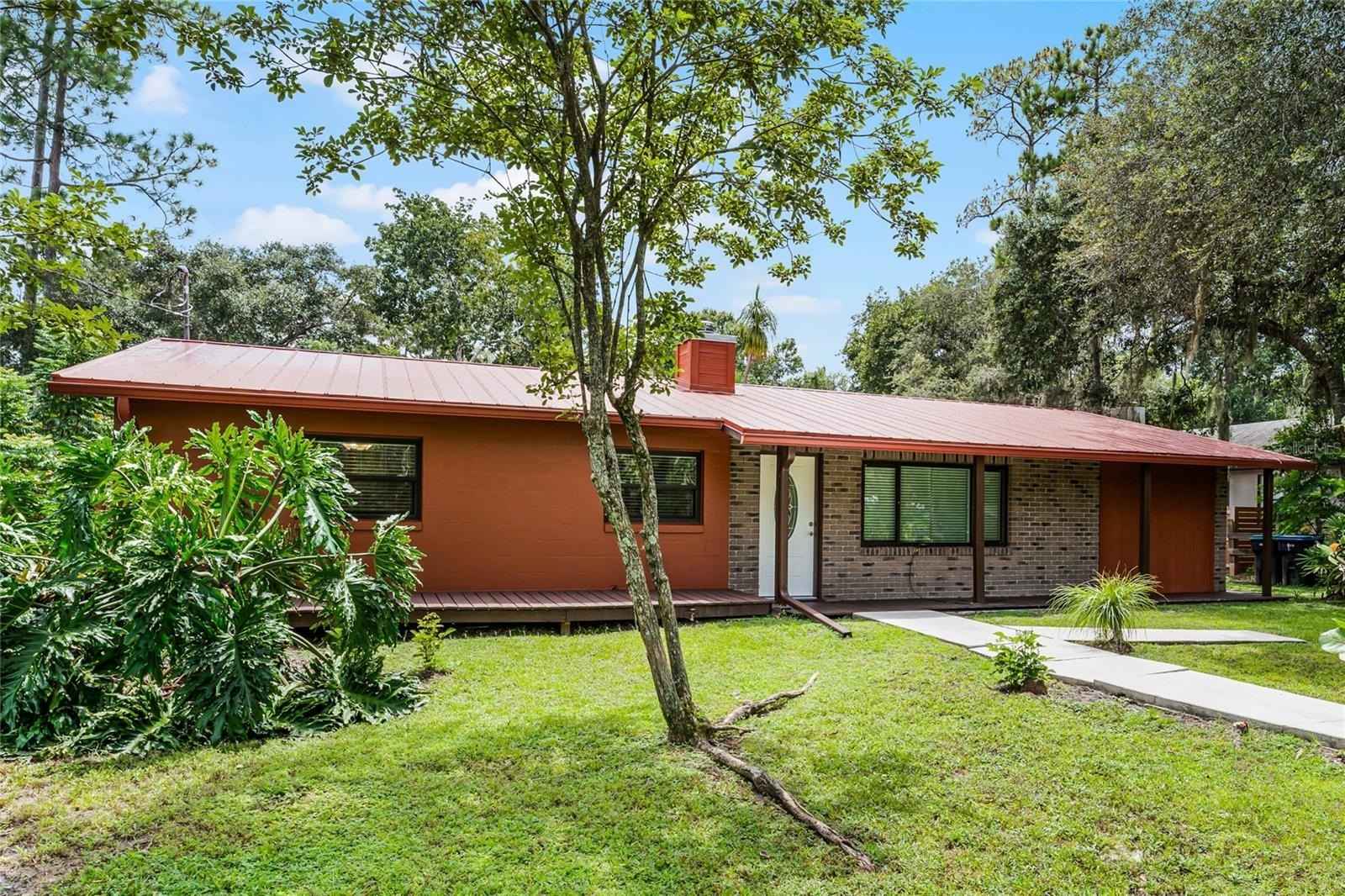 14418 Roxane Dr  