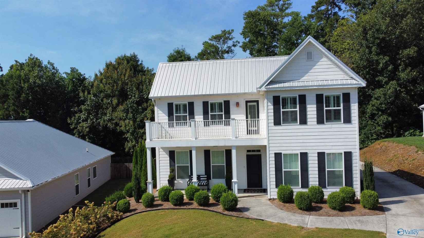 1009 Laurinda Ln  