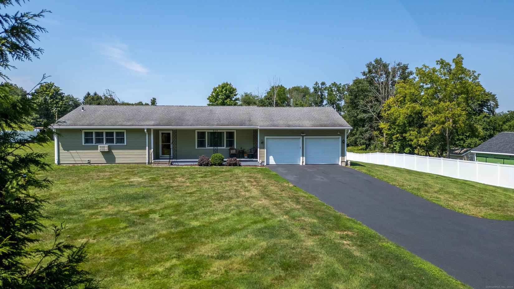 18 Hawleyville Rd  