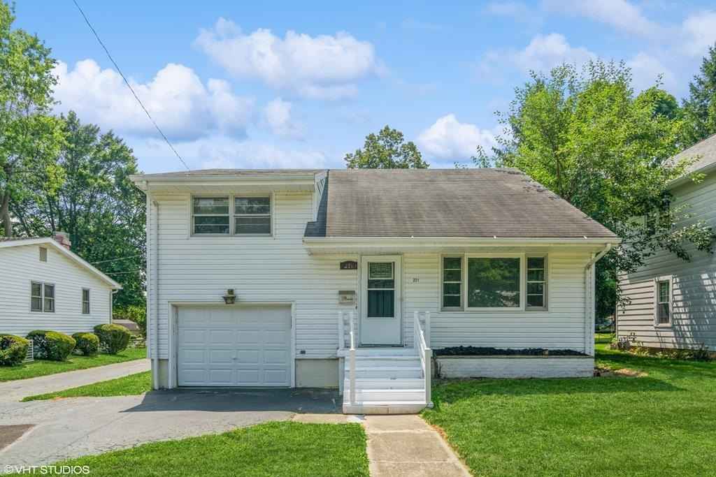 221 Pearl St  