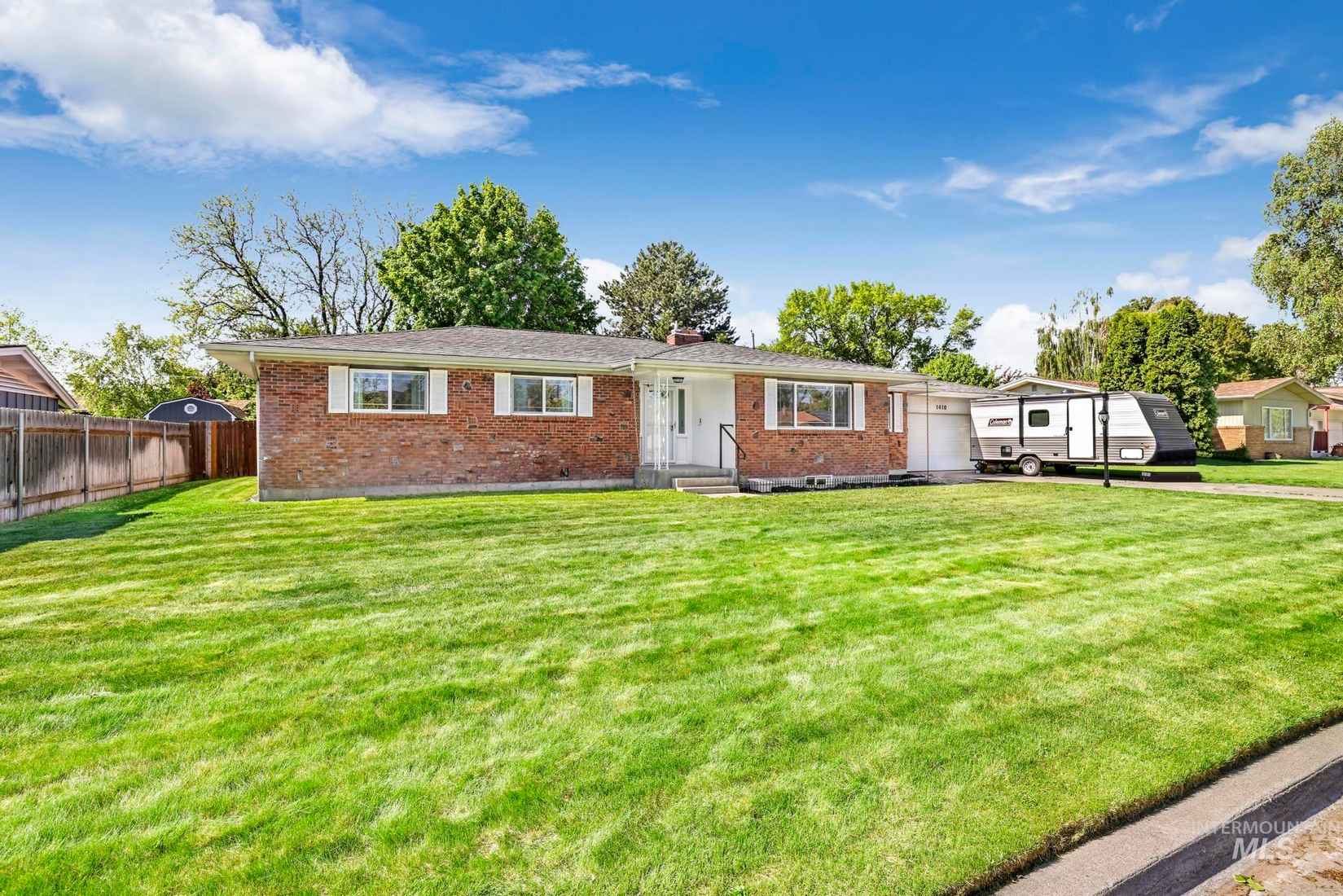 1410 Evergreen Dr  
