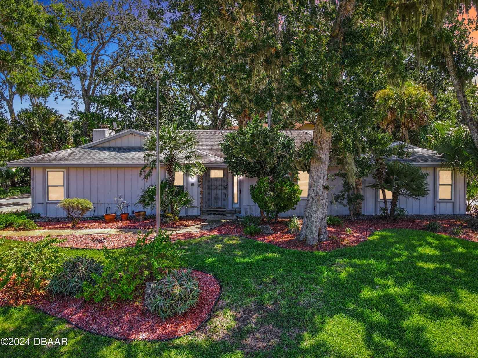 1508 Poplar Dr  
