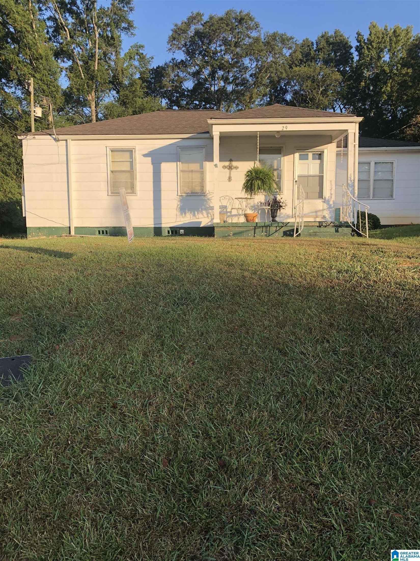29 ALAN St  