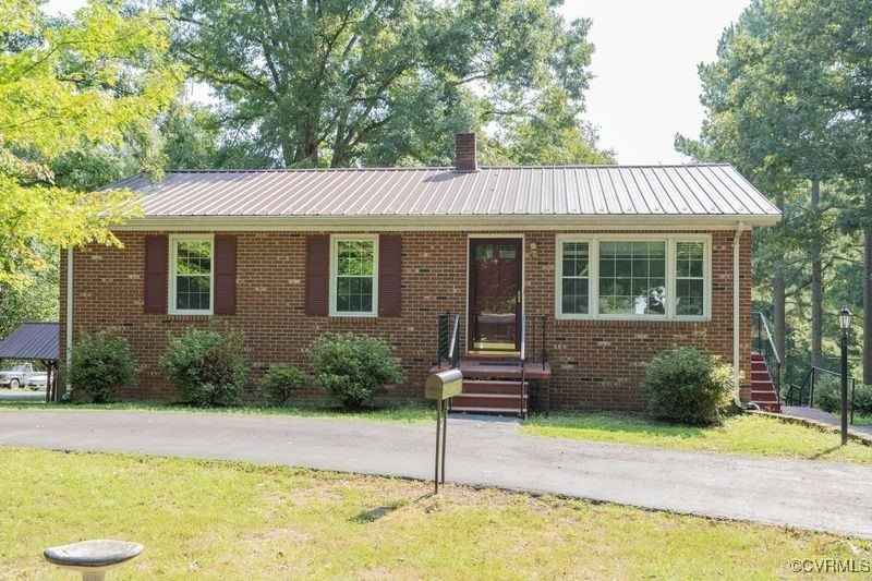 29900 N James Madison Hwy  