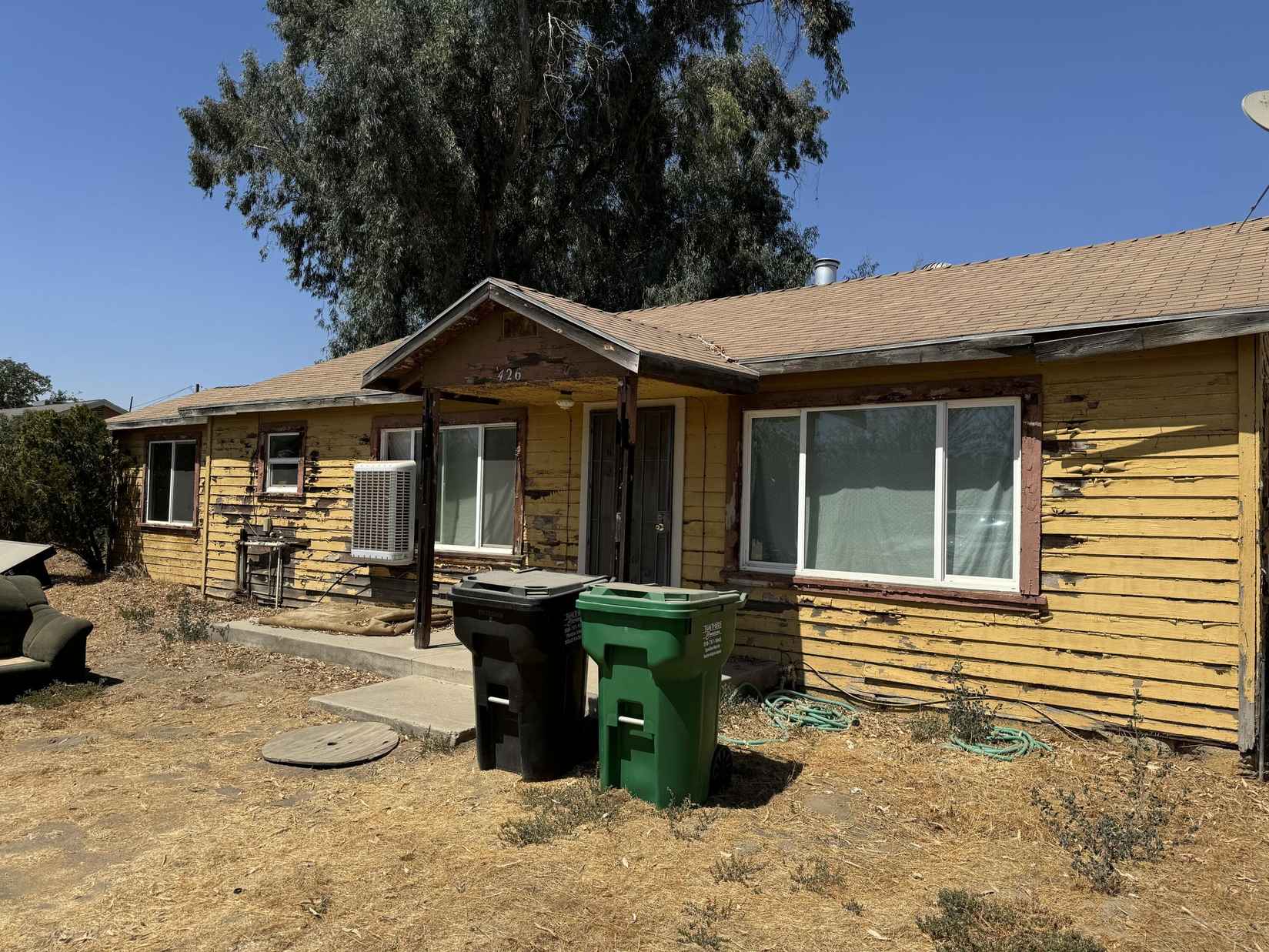 426 W Terra Bella Ave  