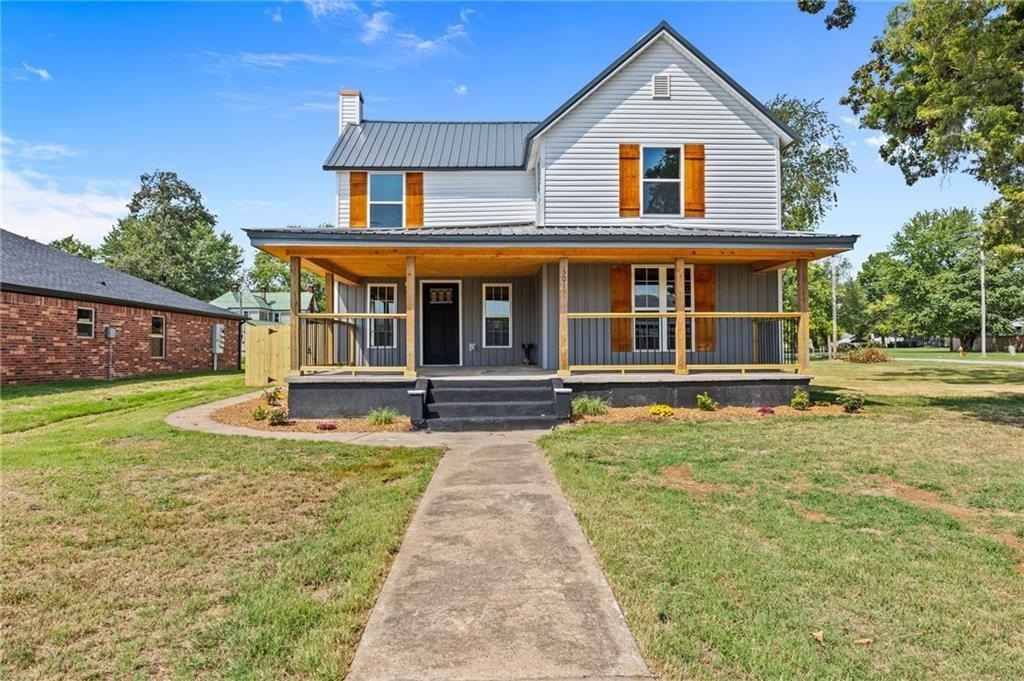 301 S Rust AVE  
