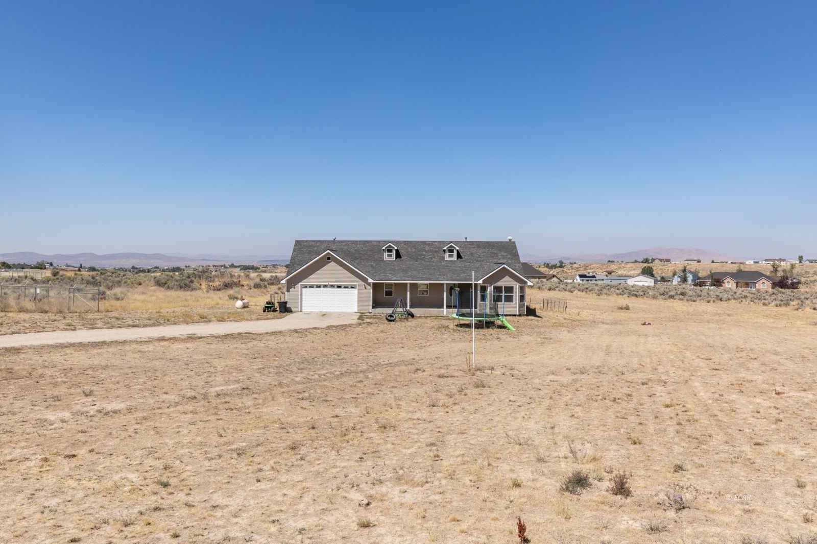 763 Buckskin Ln  