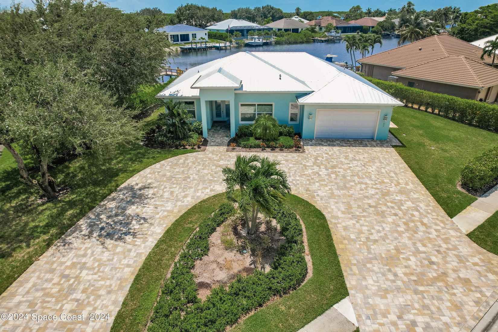 162 Windward Cay  