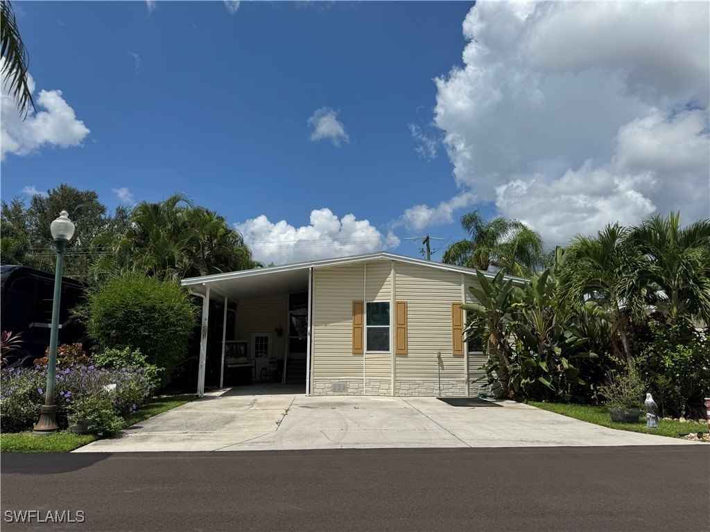 5730 Maplewood Ct  