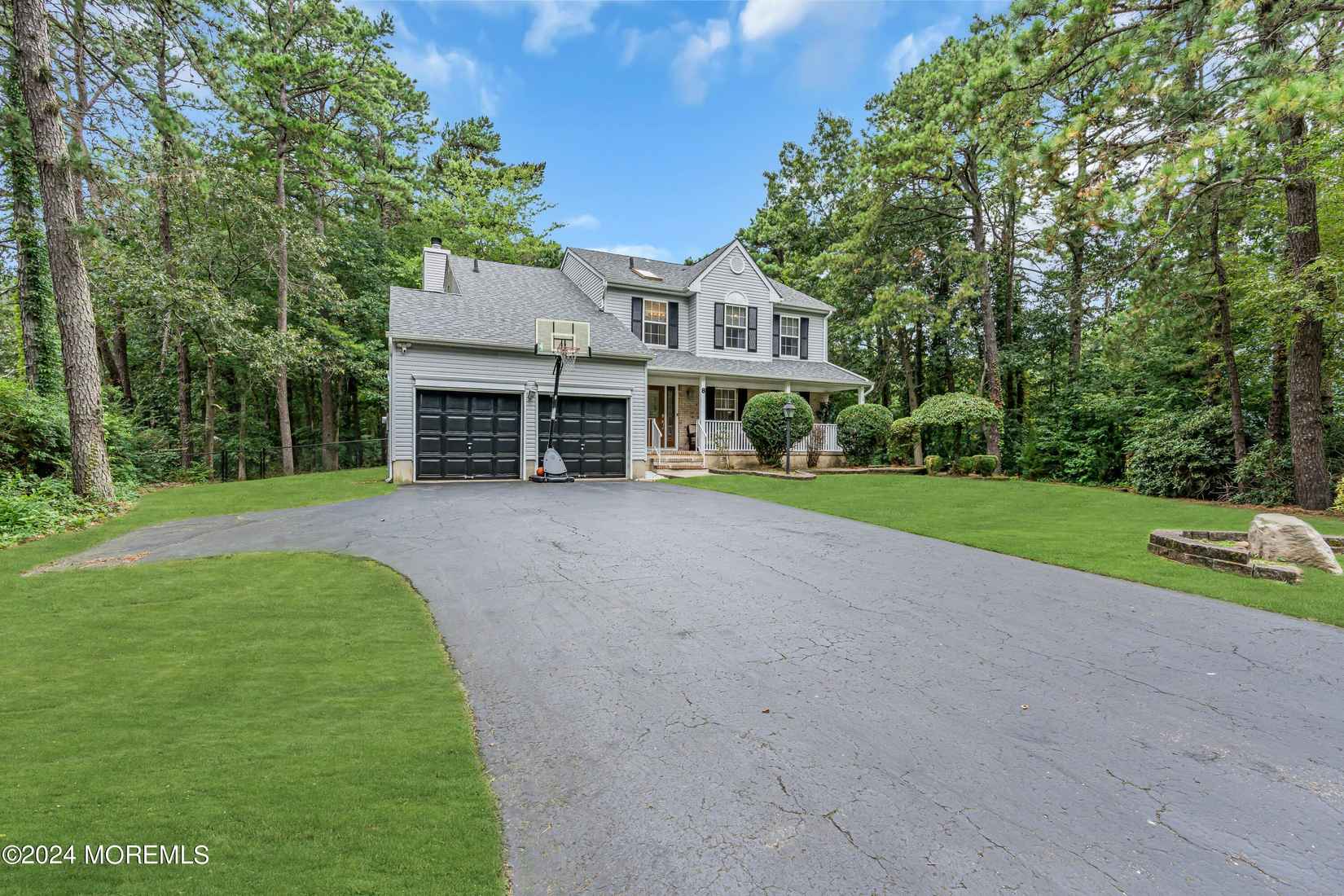 8 Chris Ann Ct  