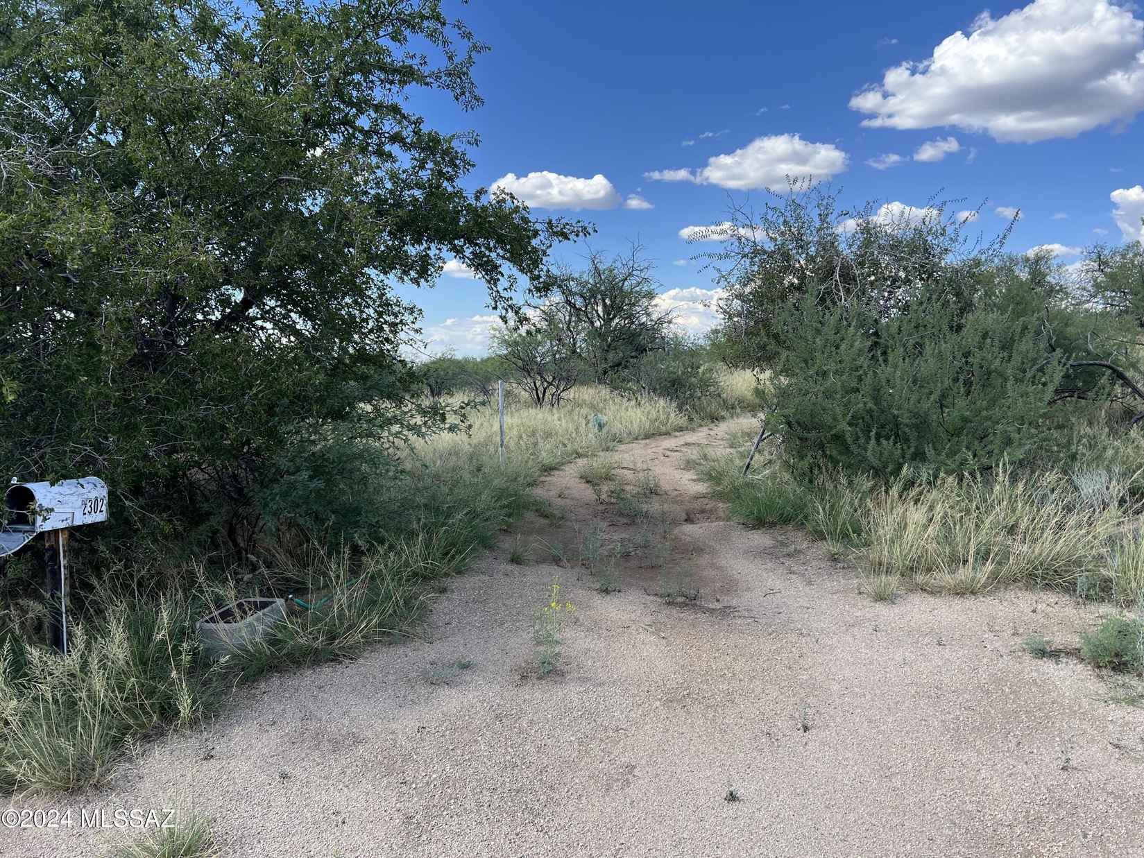 4 acres W Rainbows End  