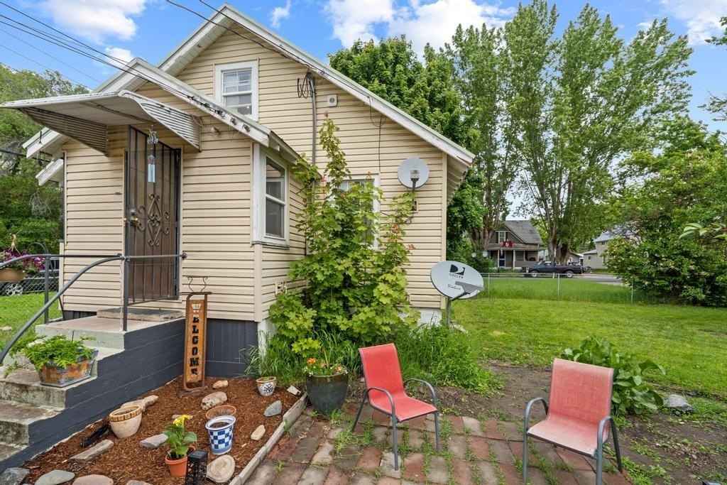 115 W King Ave  