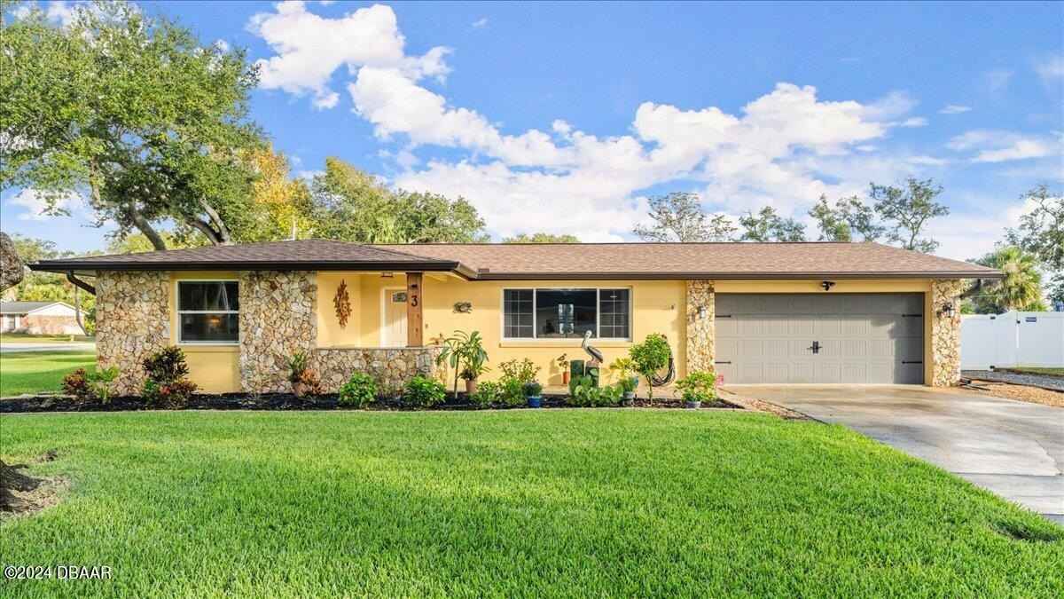 3 Tiffany Cir  