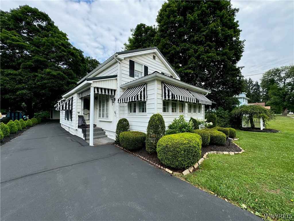 21 Ellicott St  