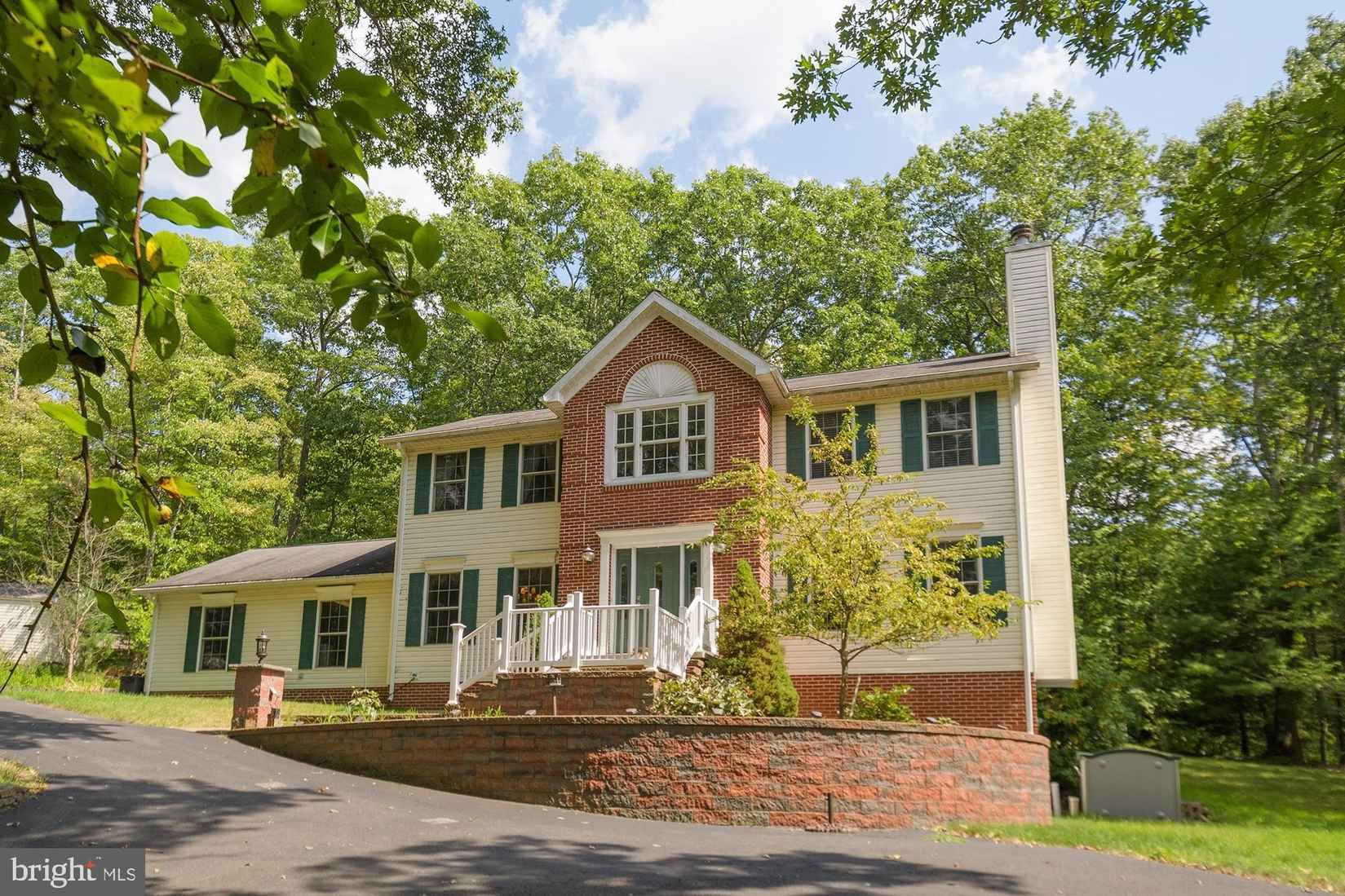 60 WOODLAND Ave  