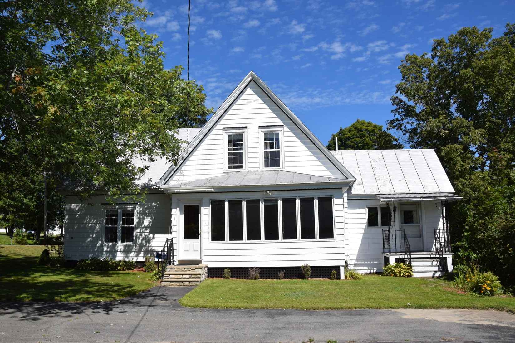 61 Hilltop Rd  