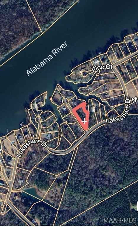 30 Lakeshore Dr  