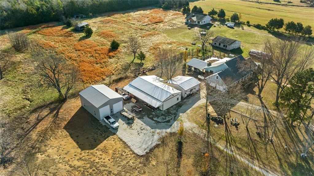 10006 Campbell RD  