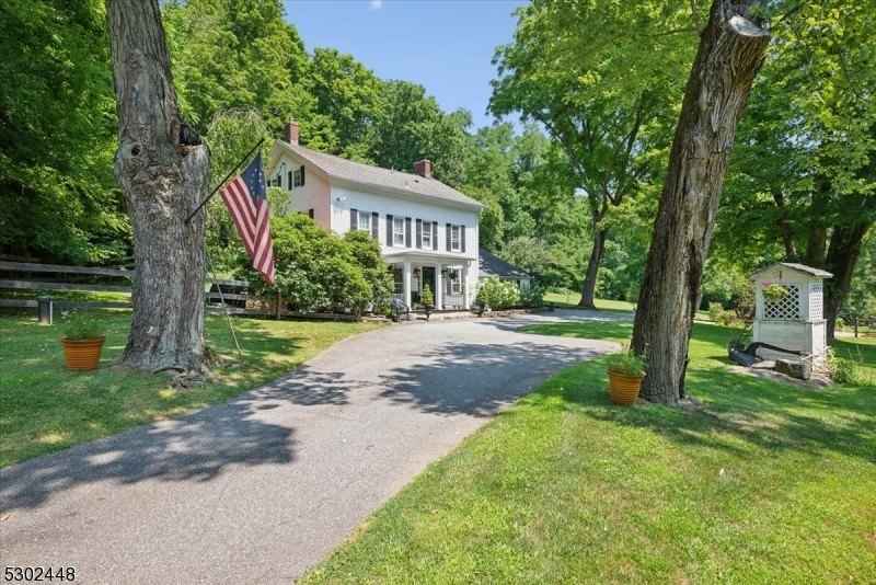 92 Pleasant Hl Rd  