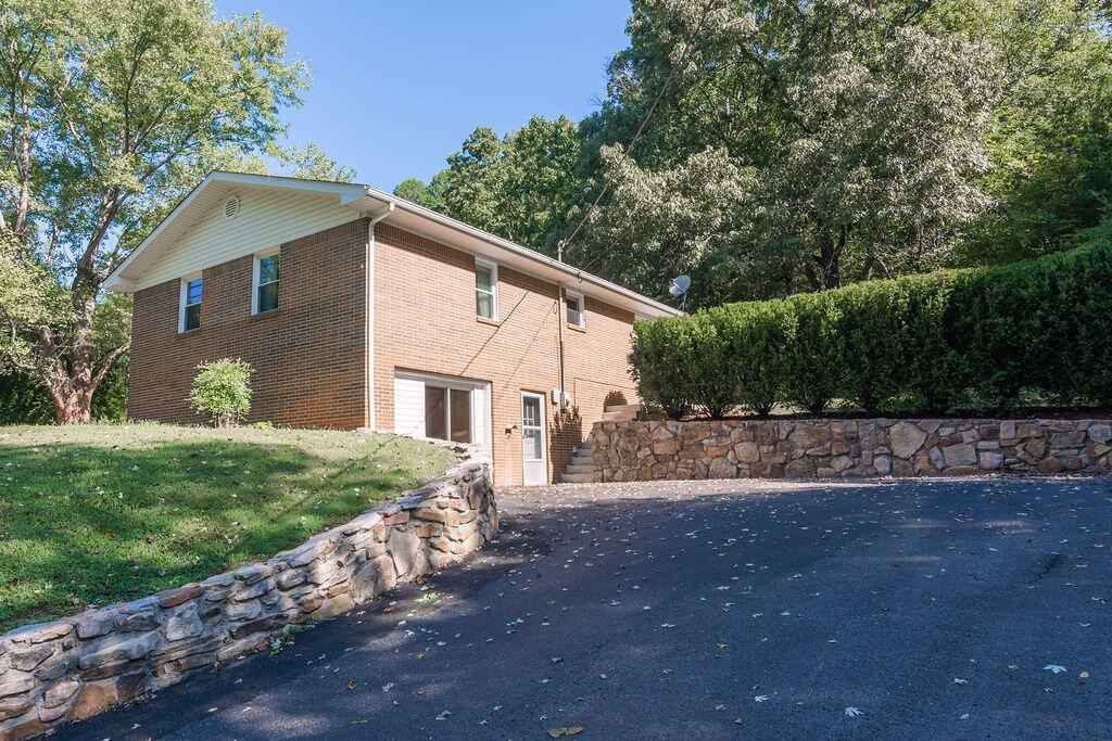 1770 Press Pickett Rd  