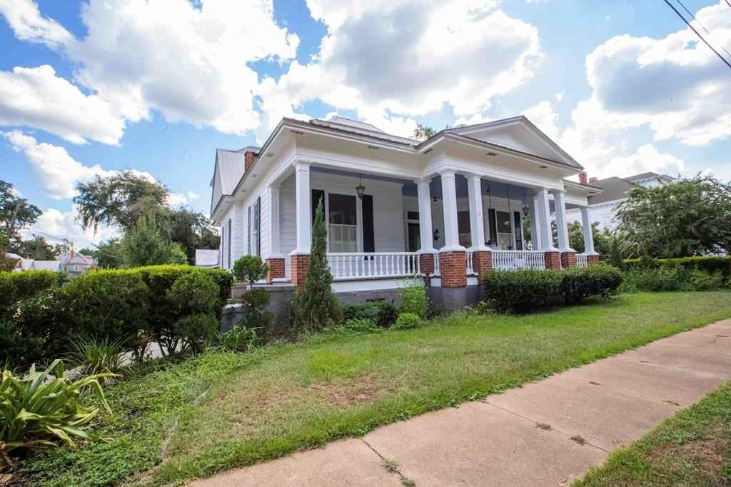 214 EVANS ST  