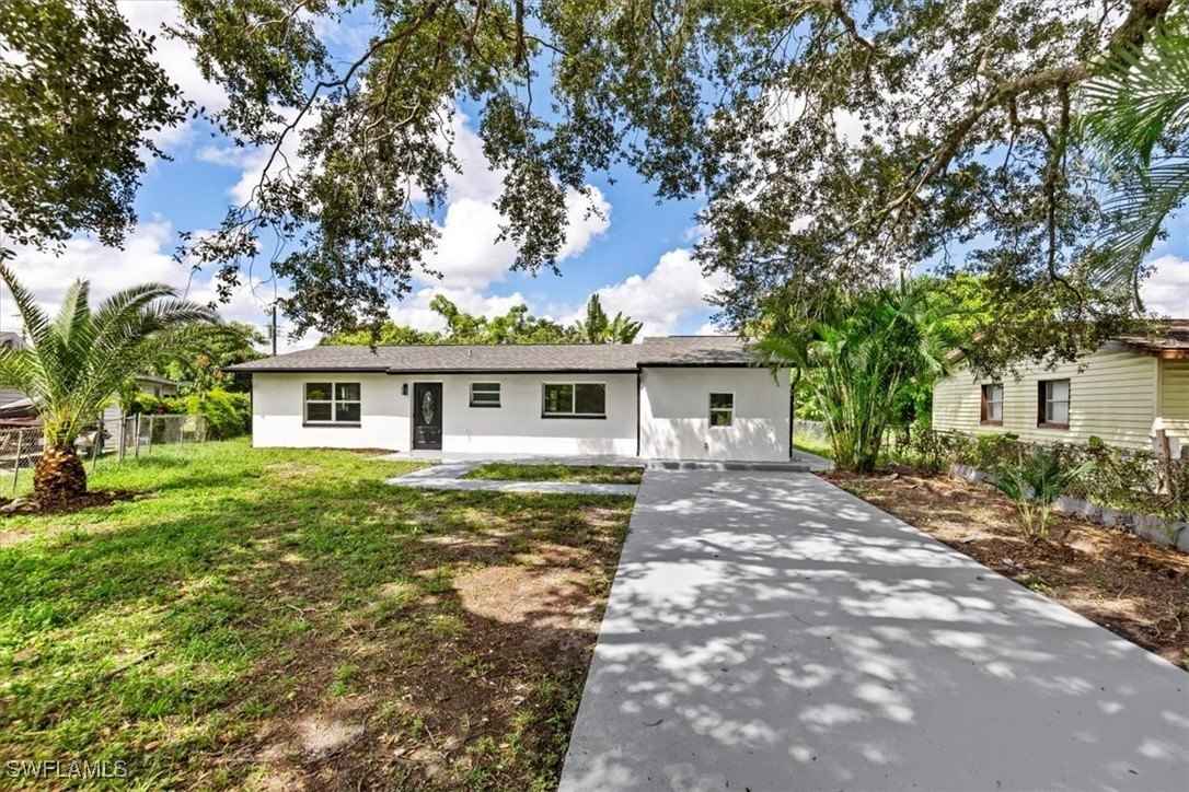 2570 Charleston Park Dr  