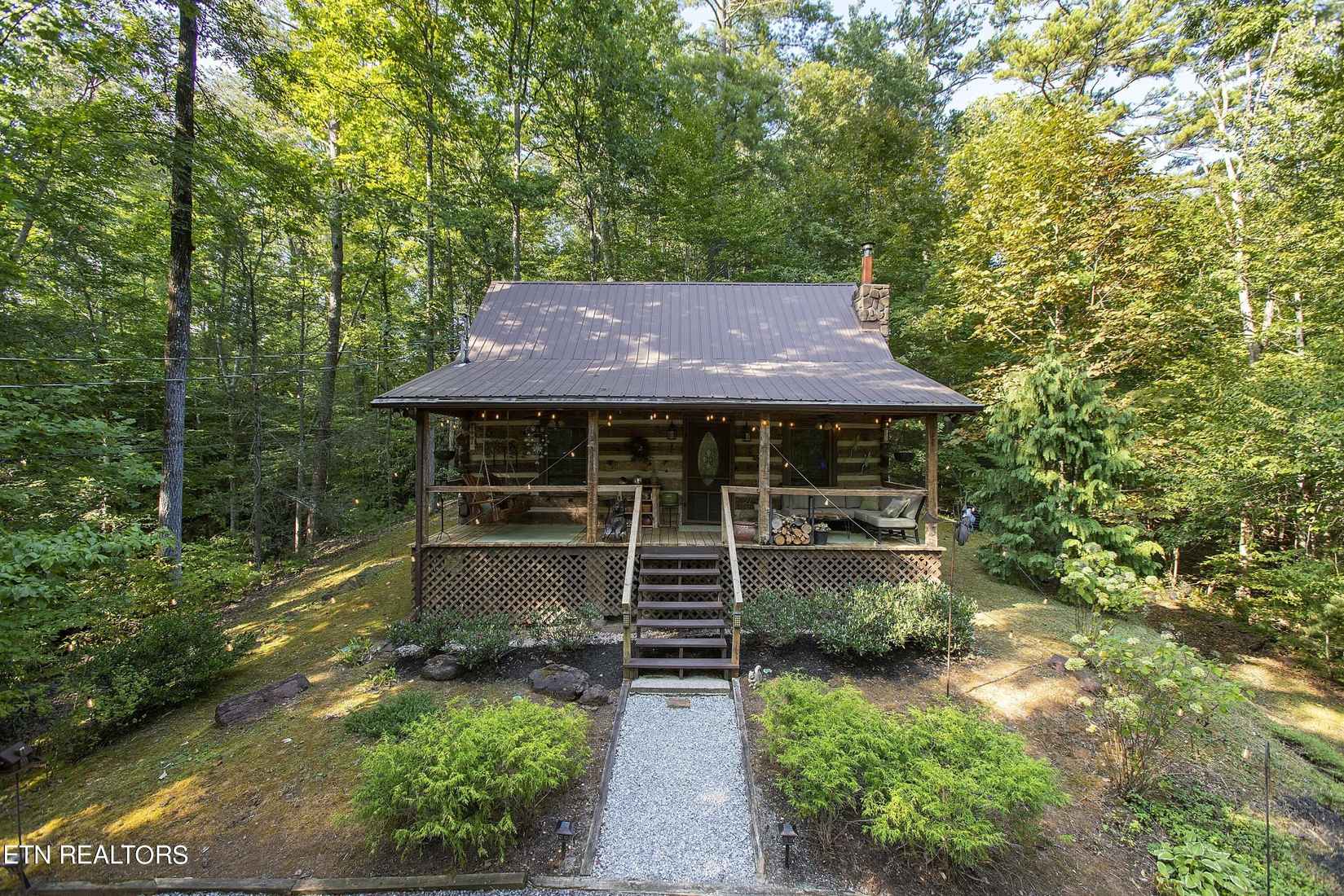 246 Deer Run Dr  