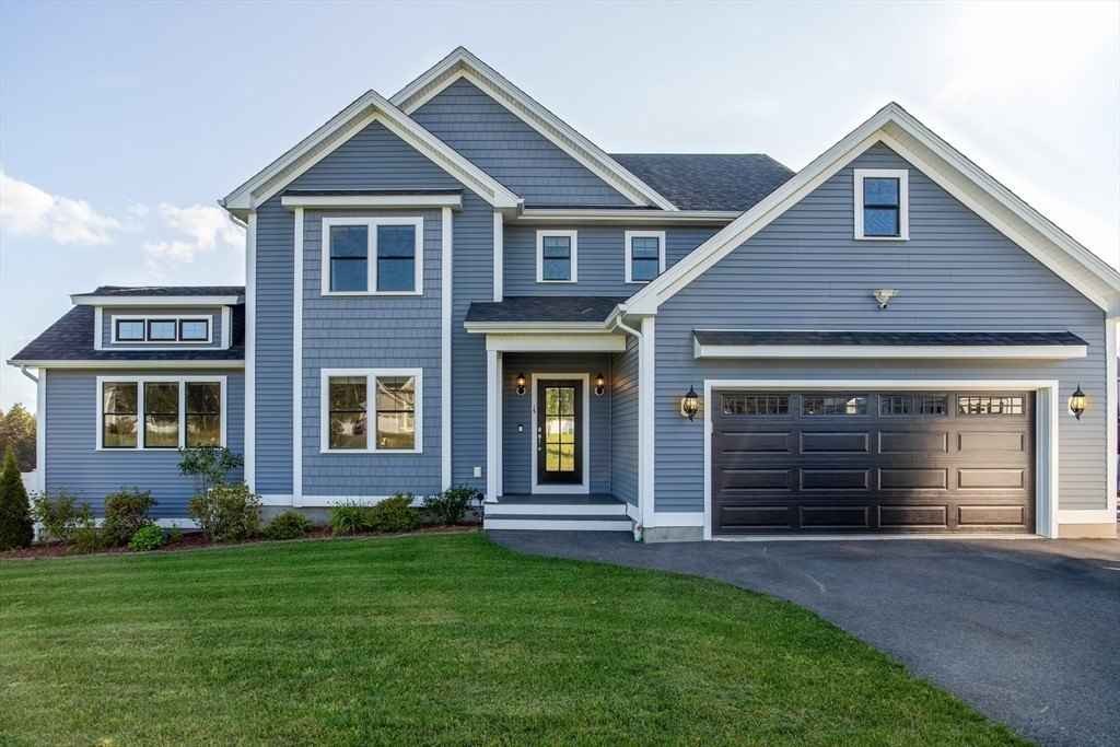 15 Lighthouse Ln  
