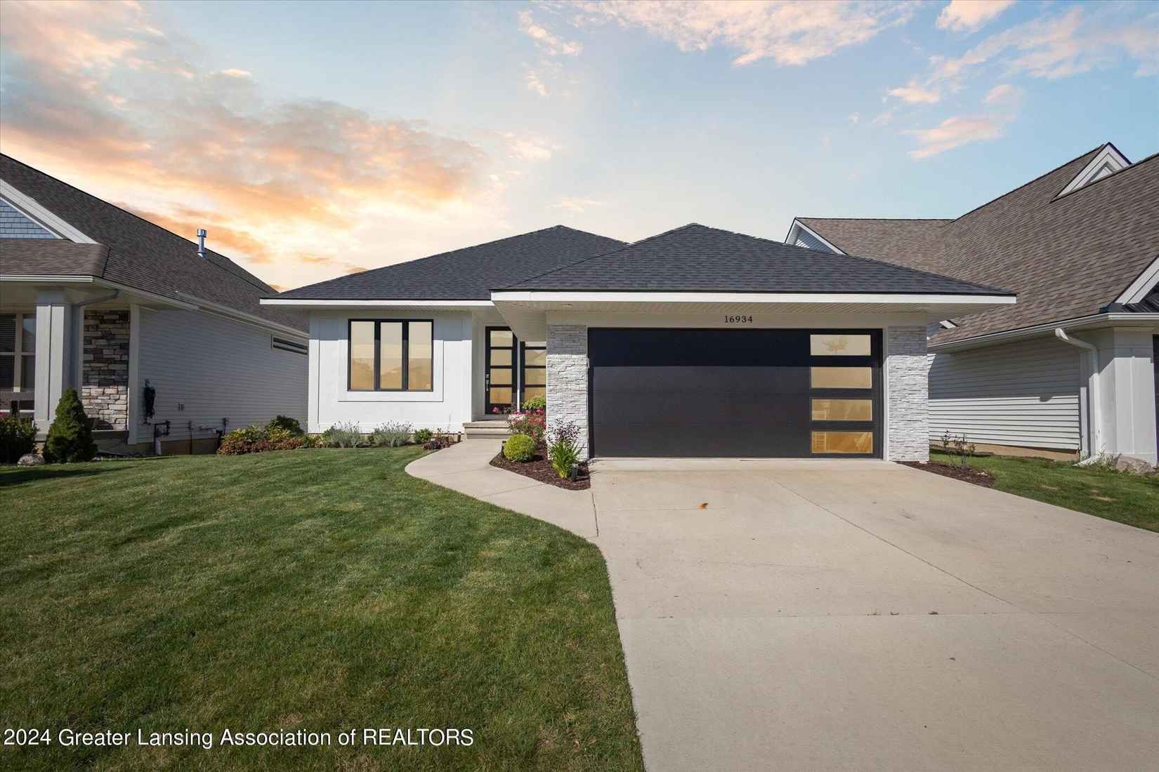 16934 Willowbrook Dr  